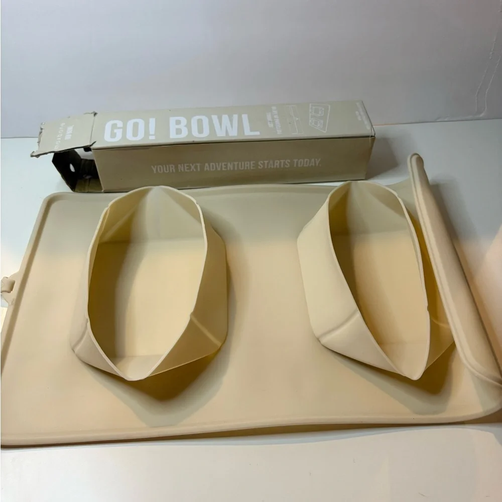 NWT Maxbone GO! Portable Bowls